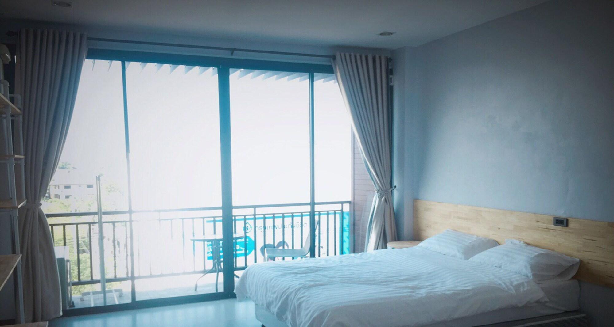Hotel Rinrada Loft Resident Chiang Mai Esterno foto