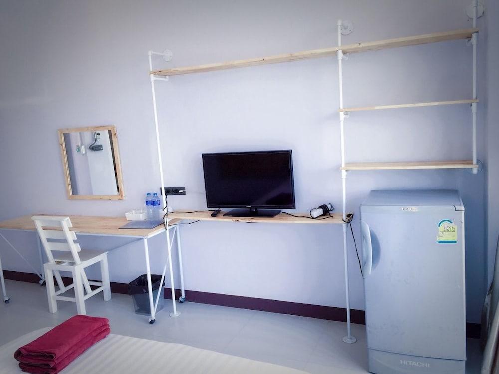Hotel Rinrada Loft Resident Chiang Mai Esterno foto